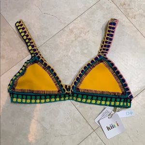 DD yellow Kiini Ro top